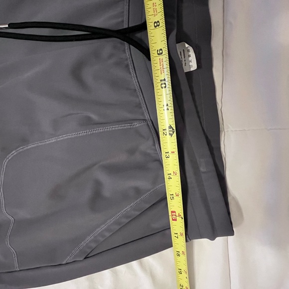 Like new XL Zyia active joggers - Picture 6 of 7